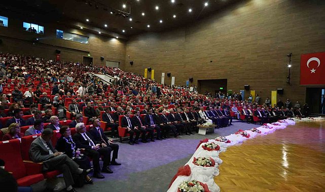 Türkiye Yüzyılında I. Uluslararası Türk Diasporası Sempozyumu başladı