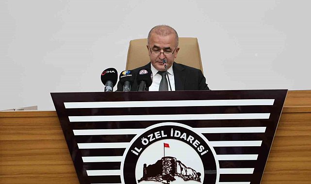 Vali Hatipoğlu: "Ülkemize dönük saldırıların sinemizde darmadağın olacağını Elazığ'dan haykırıyorum"