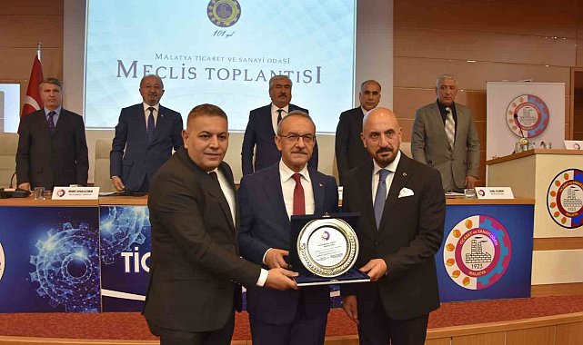 Vali Yavuz, Malatya TSO'nun meclis toplantısına katıldı