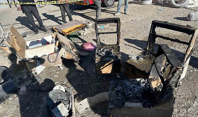 Van'da otomobilin LPG tüpü patladı: 2 yaralı