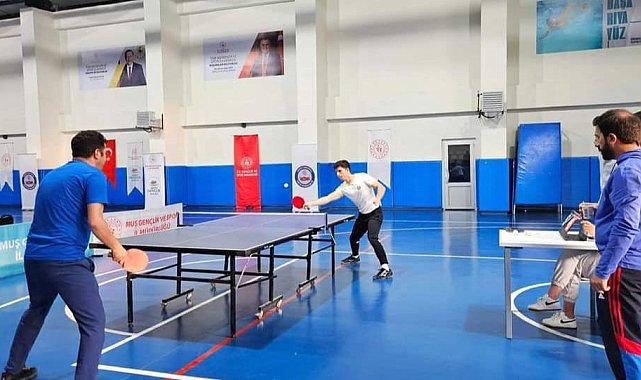 Varto'da 'Kurumlar Arası Masa Tenisi Turnuvası' başladı