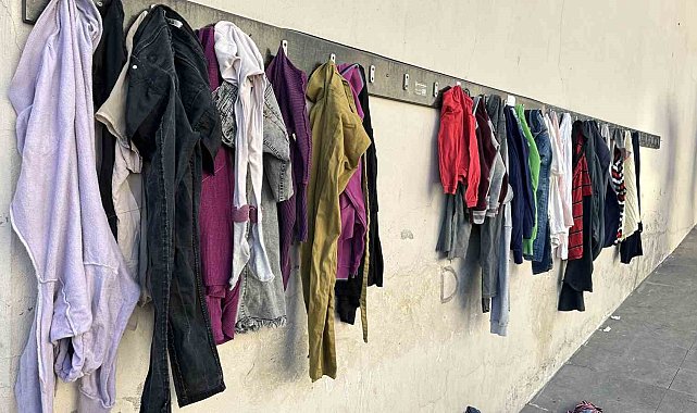 Yüksekova'da askıda giysi uygulaması 5 yıldır sürüyor