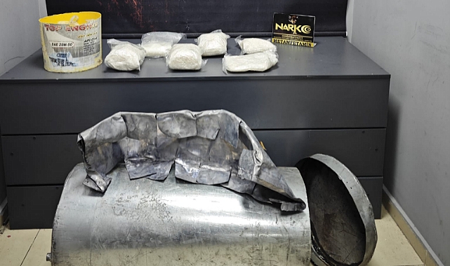 Ağrı'da tırın su tankında 7 kilo 124 gram sentetik uyuşturucu ele geçirildi