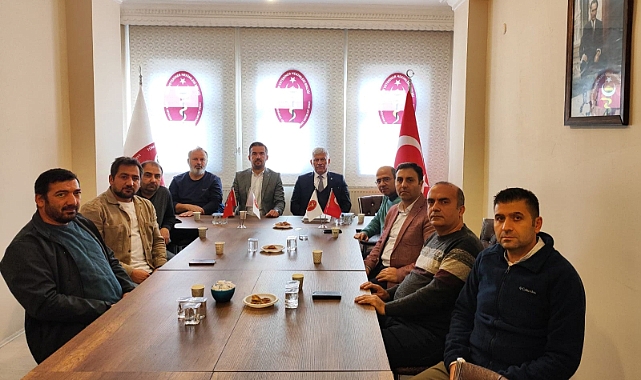 Ali Eroğlu ve ekibi, Kars Veteriner Hekimleri Odası’nı ziyaret etti