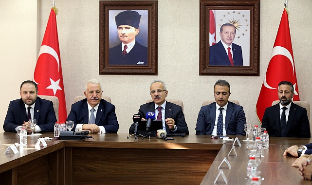 "Ardahan'da 8 milyar lira bedeli olan 7 projemiz devam ediyor"