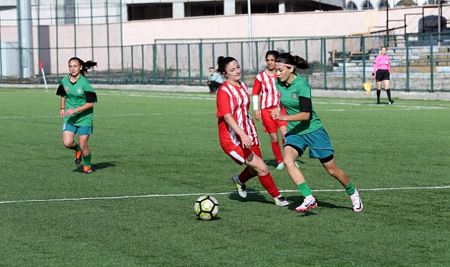 Ardahan'da kadın futbol dostluk maçı yapıldı
