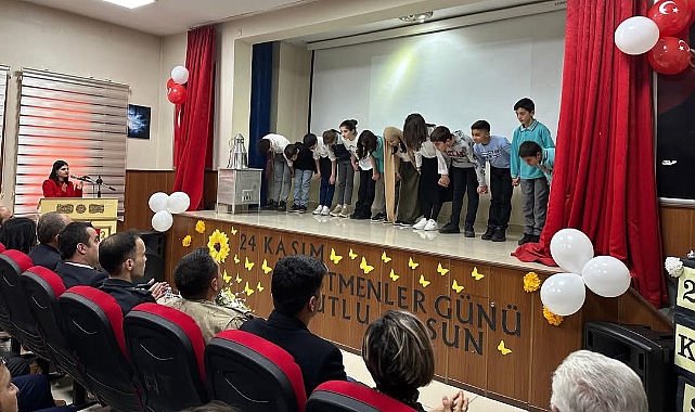 Arpaçay’da 24 Kasım Öğretmenler Günü coşkuyla kutlandı