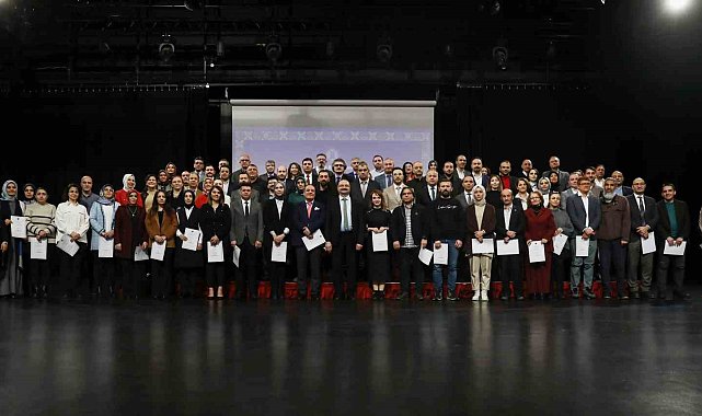 Atatürk Üniversitesinde Ekim ayı bilimsel teşvik töreni düzenlendi