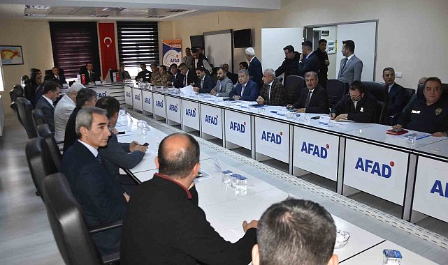 Bitlis'te kış tedbirleri toplantısı düzenlendi