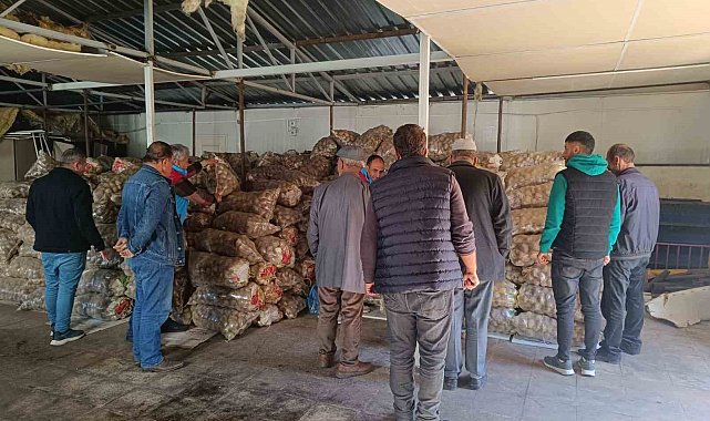 Bitlisli çiftçilerden alınan 193 ton patates ihtiyaç sahiplerine dağıtıldı