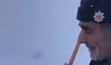 Dağda mahsur kalan çoban köylülerin yardımıyla kurtarıldı