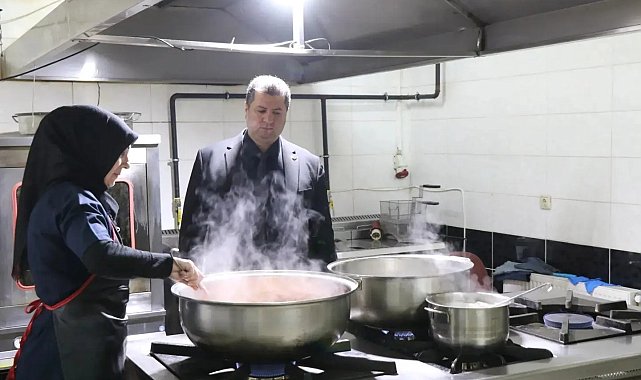 Demirci, Engelsiz Yaşam Bakım Rehabilitasyon ve Aile Danışma Merkezine denetim gerçekleştirdi