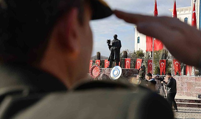 Elazığ'da Atatürk, düzenlenen törenle anıldı