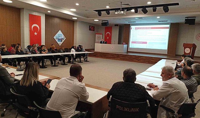 Elazığ'da hastane çalışanlarına yazışma kuralları eğitimi