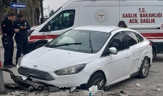 Elazığ'da trafik kazası: 2 yaralı