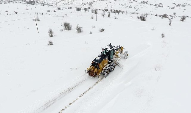 Erzincan'da kardan 37 köy yolu ulaşıma kapandı