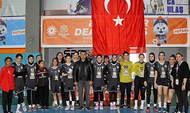 Erzurum ASH Spor Kulübü'nün hentbol galibiyeti