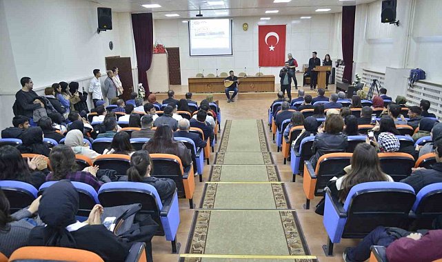 FÜ'de Öğretmenler Günü programı düzenlendi