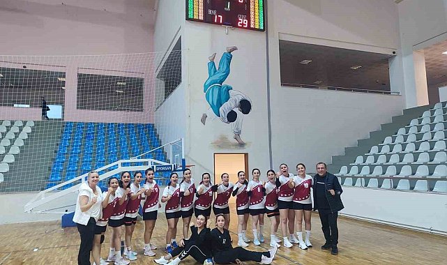 Gençlik ve Spor galibiyetle başladı