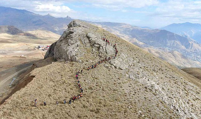 Hakkari'de AFAD gönülleri yaşanabilecek afetlere karşı eğitimden geçti