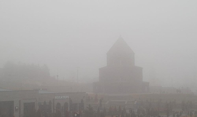 Kars siste kayboldu, bazı uçak seferleri ertelendi