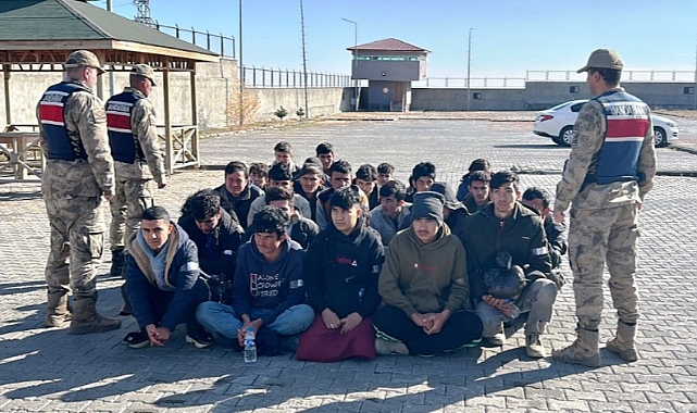 Kars’ta 28 Afgan göçmen yakalandı