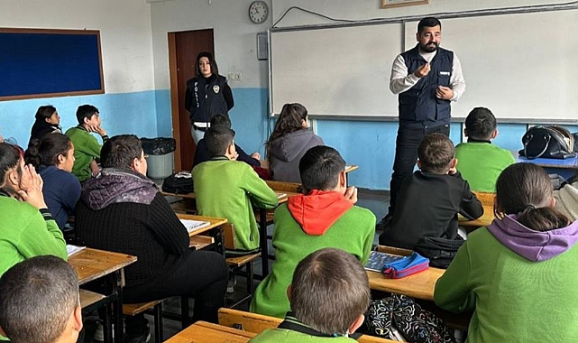 Kars'ta öğrenciler siber suçlara karşı bilgilendirildi