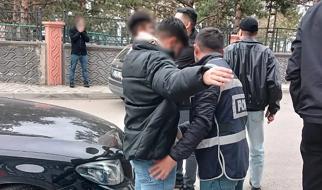 Kars’ta okul çevresinde polis denetimi