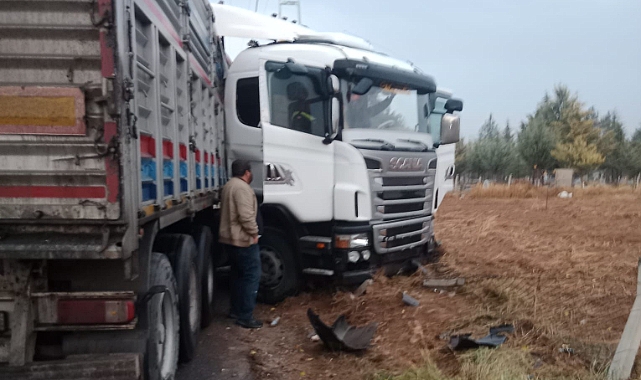 Malatya'da iki tır çarpıştı: 1 ağır yaralı