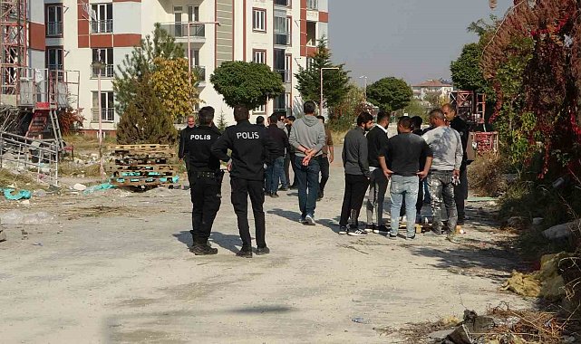 Malatya'da hasarlı binada el bombası ile çok sayıda mermi bulundu