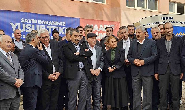 Milli Eğitim Bakanı Tekin, Erzurum'da ilçe kongrelerine katıldı