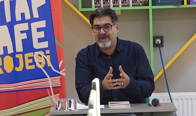 Prof.Dr. Mehmet Özger ile 'Hayata şiirle bakmak' söyleşisi ilgi gördü