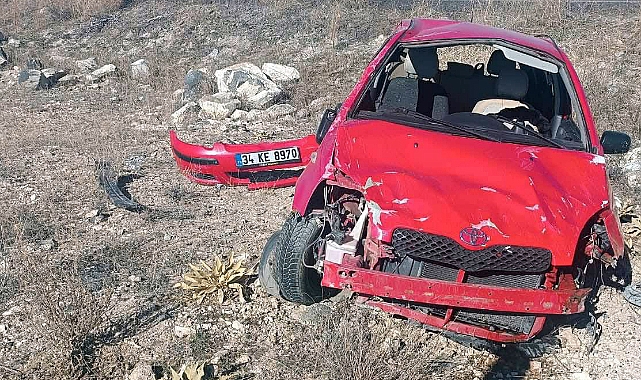 Sarıkamış'ta şarampole devrilen otomobilin sürücüsü yaralandı