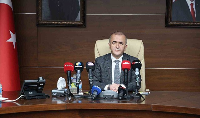 Vali Hatipoğlu: "Ülkemizin geleceği için her şehrin bilimsel çalışmalar yapması gereklidir"