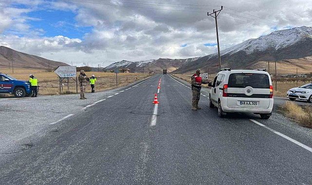 Van'da çeşitli suçlardan 14 kişi tutuklandı