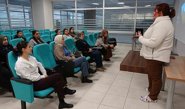 Van'da gebe okulunda anne adaylarına eğitim