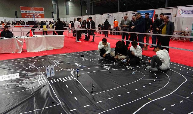 Van'daki robot yarışmasında son gün yoğunluğu