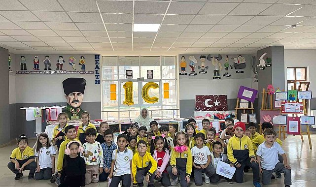 Yıldızkent İlkokulu öğrencilerin 'Cumhuriyet ve Atatürk etkinlikleri" sergisi beğeni topladı