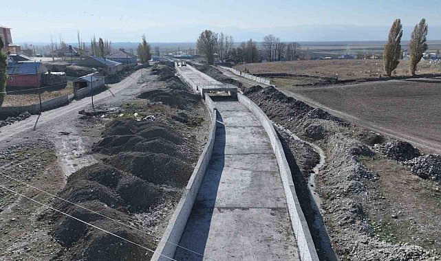 Ağrı'da DSİ'nin taşkın koruma tesisleri hizmete açıldı