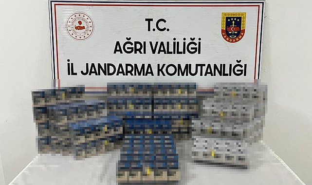 Ağrı'da yol kontrolünde bin 896 paket kaçak sigara ele geçirildi