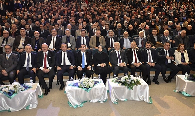 AK Parti Kars'ta 'Muammer Sancar' ile devam dedi