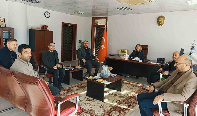 Başkan Gürtürk, FÜ İletişim Fakültesi 2024 değerlendirme toplantısına katıldı