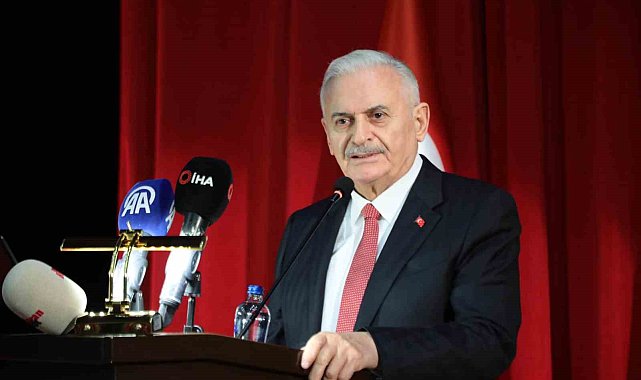 Binali Yıldırım: "THY dünyada ay yıldızlı bayrağı dalgalandıran bir marka"