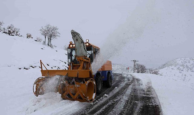 Bingöl'de beyaz esaret: 191 köy yolu ulaşıma kapandı