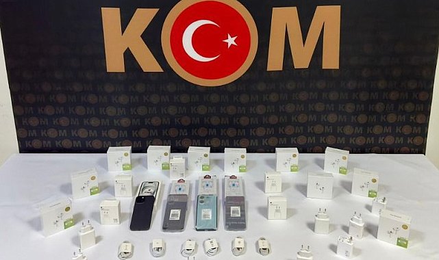 Bingöl'de kaçak telefonlar ve aksesuarları ele geçirildi