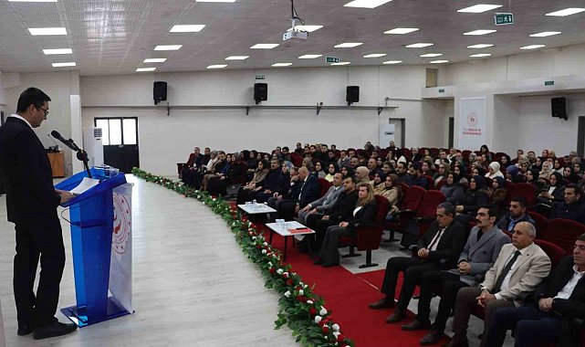 Bingöl'de yenilikçi mahalli hizmet içi eğitim programı başladı