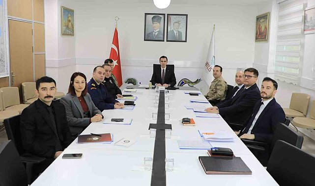 Bitlis'te güvenlik toplantısı düzenlendi