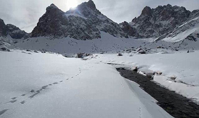 Cennet ve Cehennem Vadisi karla kapandı