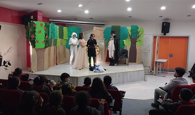 Çizmeli Kedi Çocuk Oyunu Kars’ta
