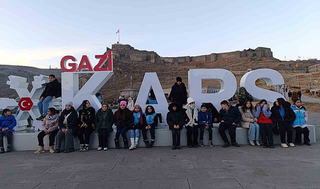 Erzurumlu çocuklar Kars ve Sarıkamış'ta tarihle buluştu